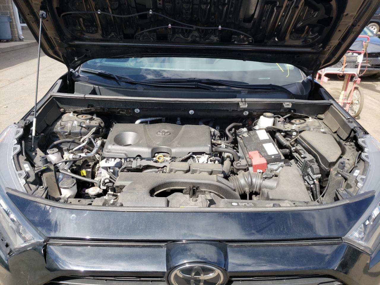 Photo 7 from auction – 2019 TOYOTA RAV4 LE with VIN 2T3F1RFV8KC035321