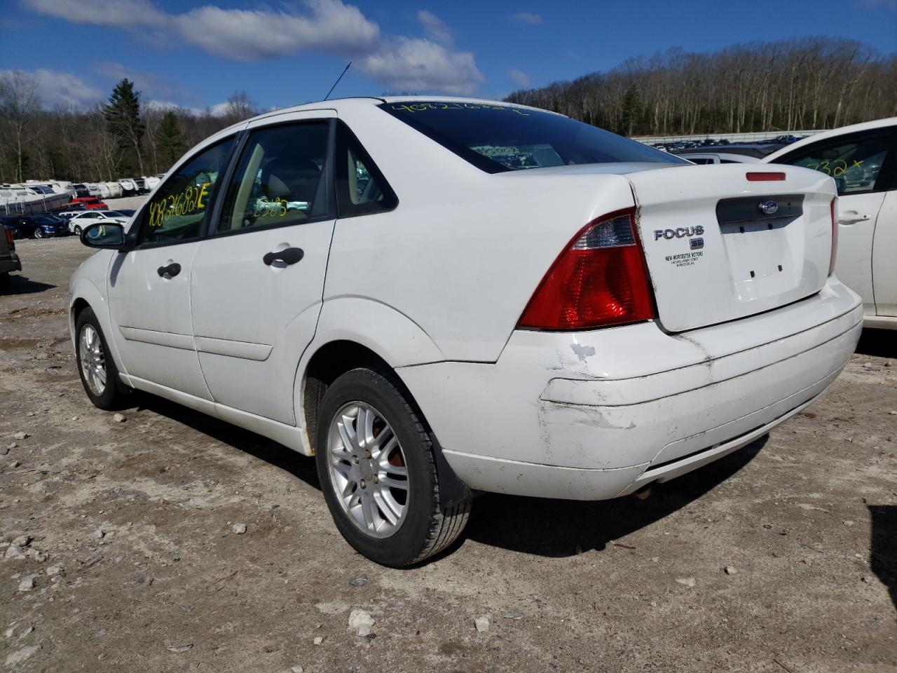 Photo 3 from auction – 2007 FORD FOCUS ZX4 with VIN 1FAFP34N47W300683