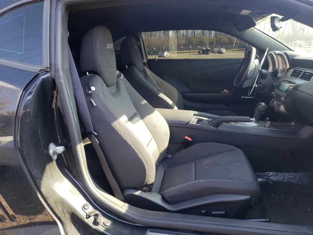 Photo 5 from auction – 2012 CHEVROLET CAMARO SS with VIN 2G1FJ1EJ1C9140687
