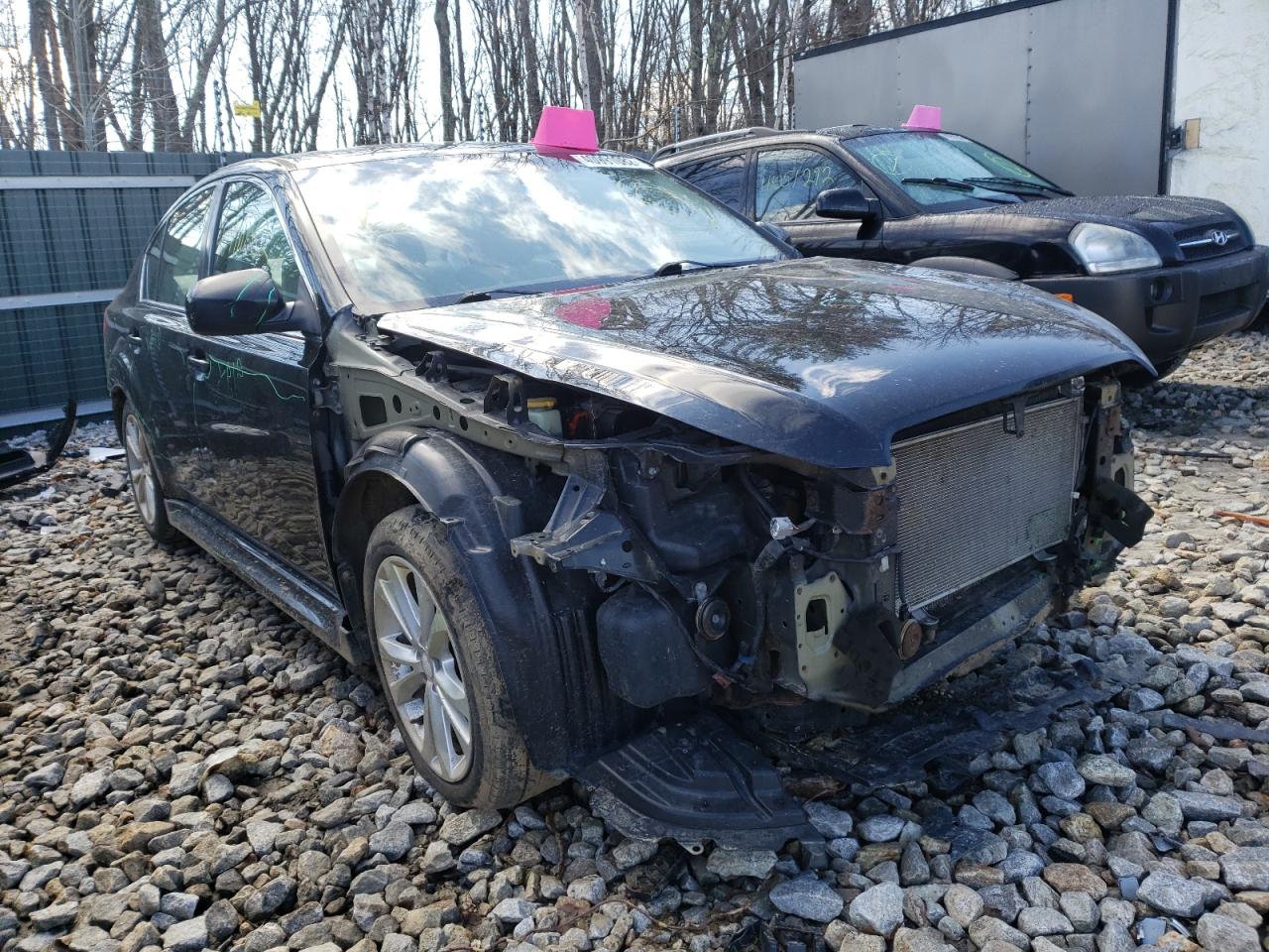SUBARU LEGACY 2.5 2014 with VIN 4S3BMBC60E3006881 - Photo from auction