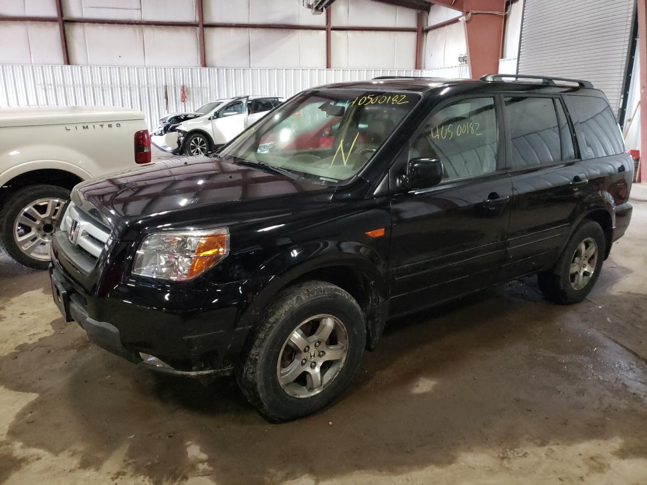 Photo 2 from auction – 2008 HONDA PILOT EXL with VIN 5FNYF18518B039944