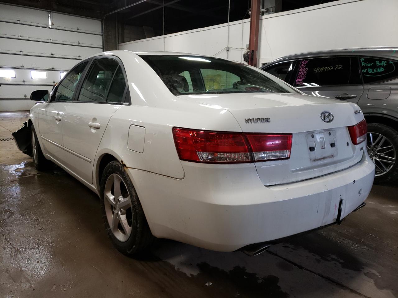 Photo 3 from auction – 2007 HYUNDAI SONATA SE with VIN 5NPEU46F27H171729
