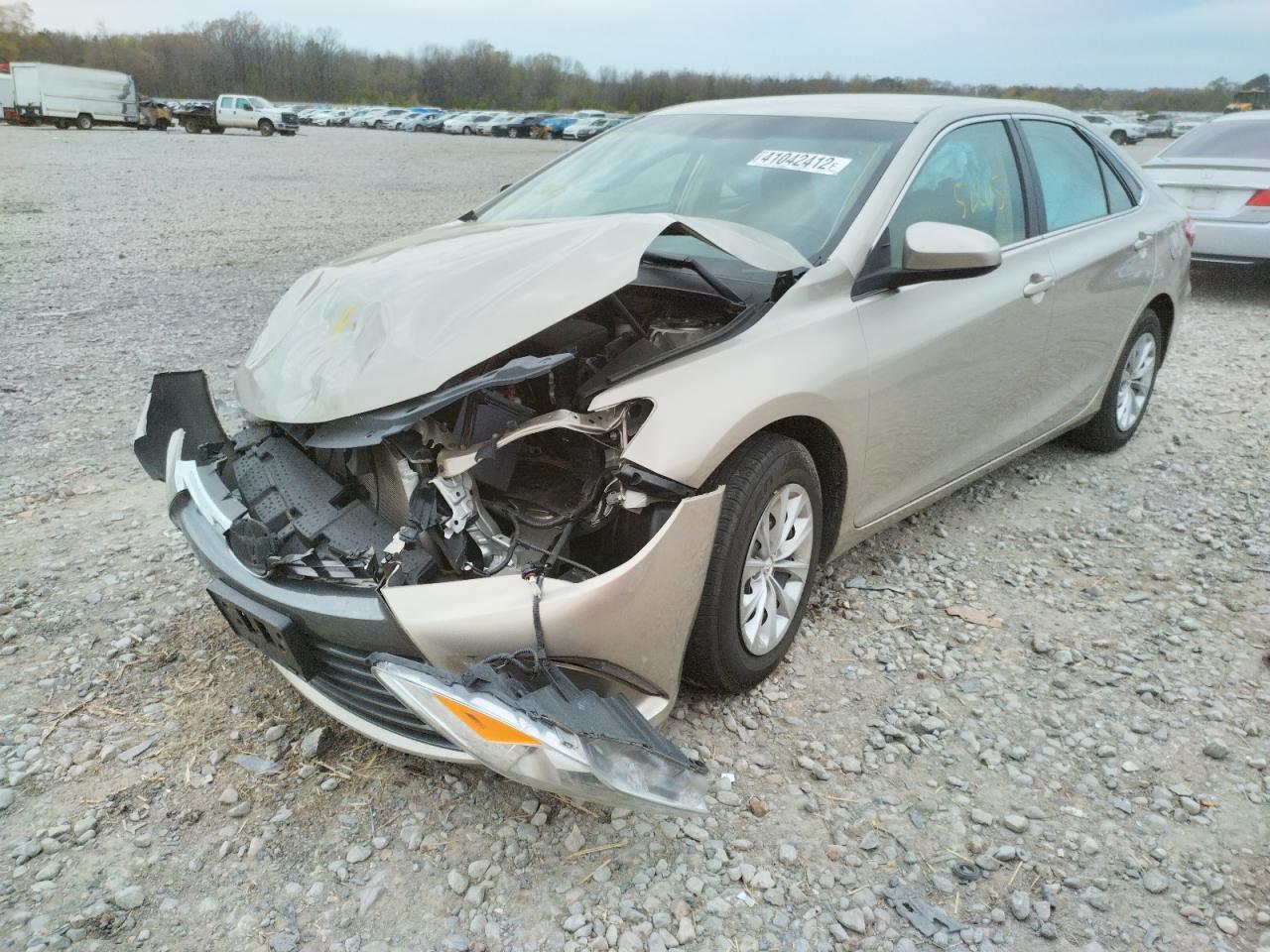 Photo 2 from auction – 2017 TOYOTA CAMRY LE with VIN 4T1BF1FK2HU662670