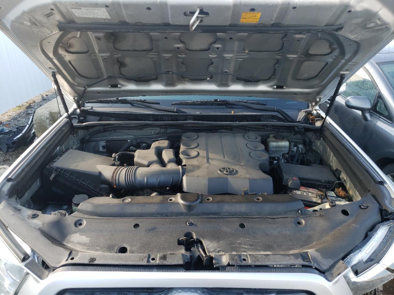 Photo 7 from auction – 2010 TOYOTA 4RUNNER SR with VIN JTEBU5JR3A5010786