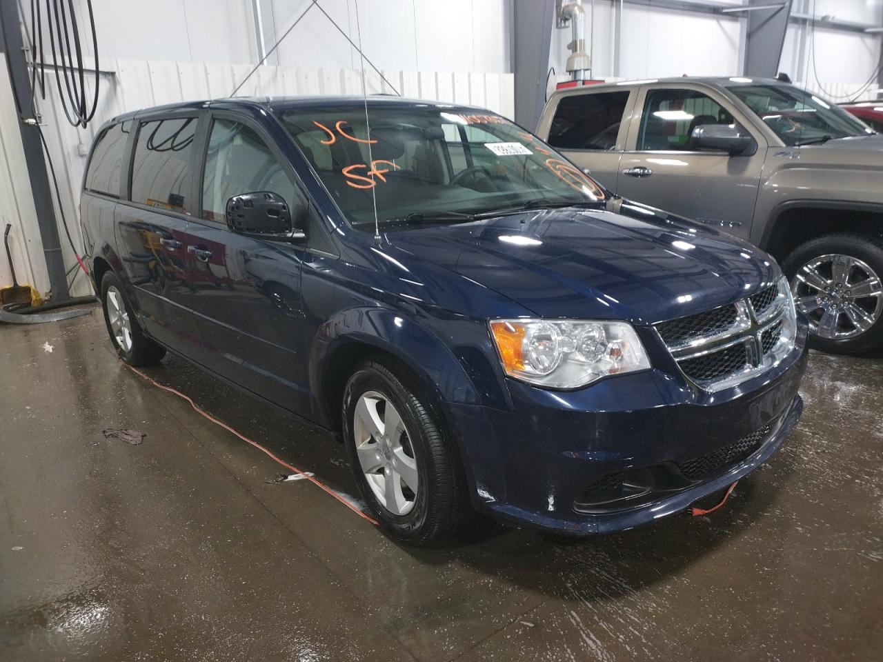 DODGE GRAND CARA 2013 with VIN 2C4RDGBG0DR634516 - Photo from auction