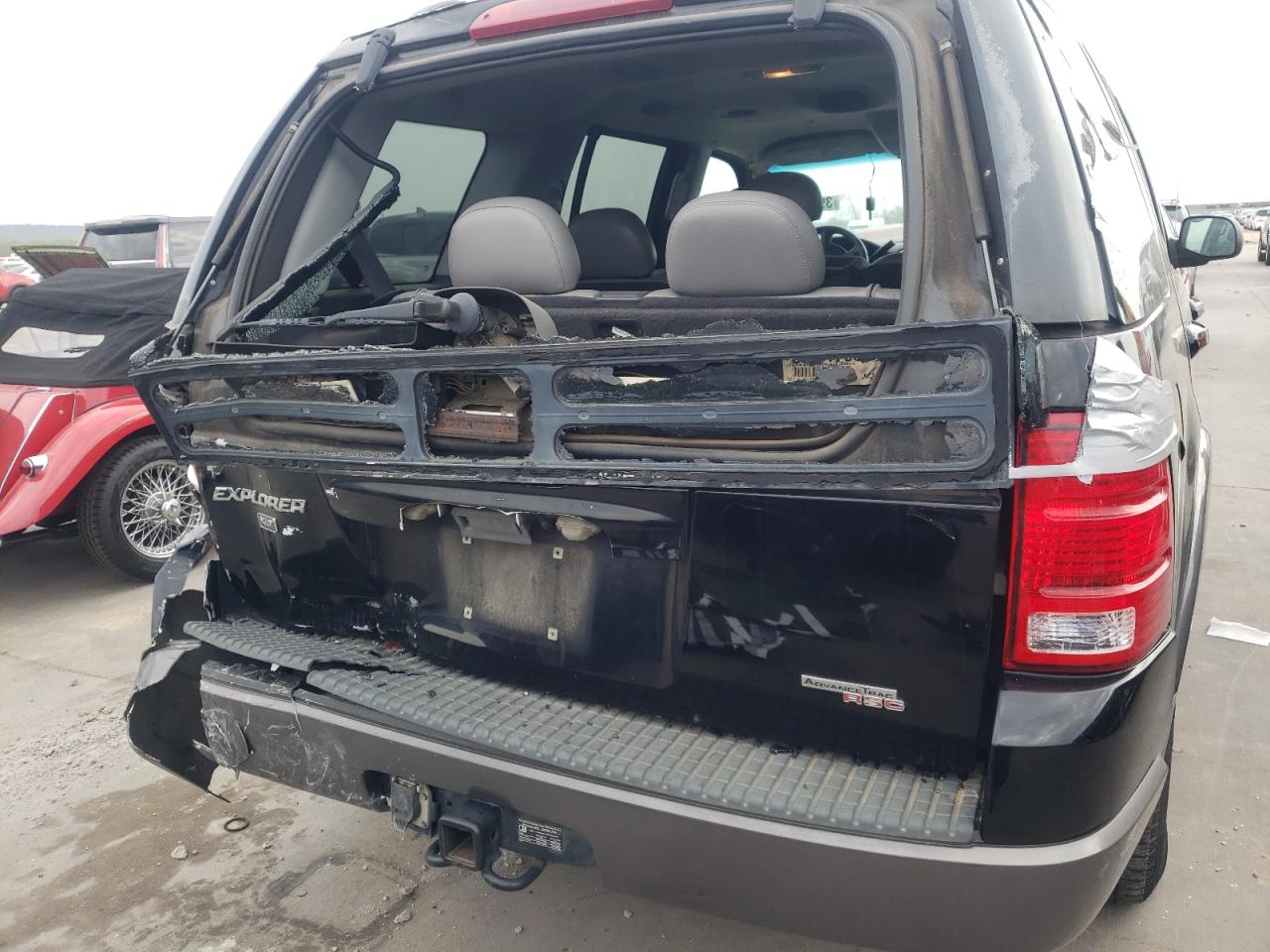Photo 9 from auction – 2005 FORD EXPLORER X with VIN 1FMDU63W55ZA62937
