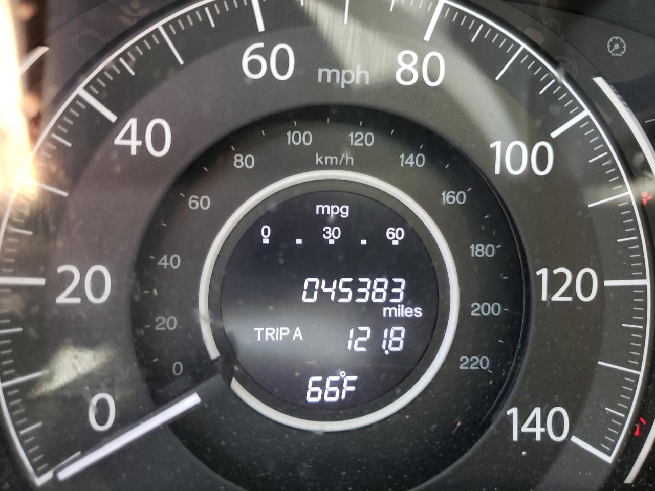 Photo 8 from auction – 2016 HONDA CR-V SE with VIN 2HKRM4H49GH689799
