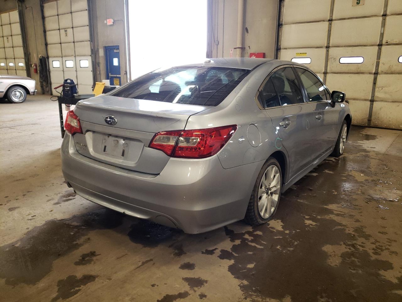 صورة رقم 4 من المزاد - 2015 SUBARU LEGACY 2.5 مع VIN 4S3BNBE65F3045901