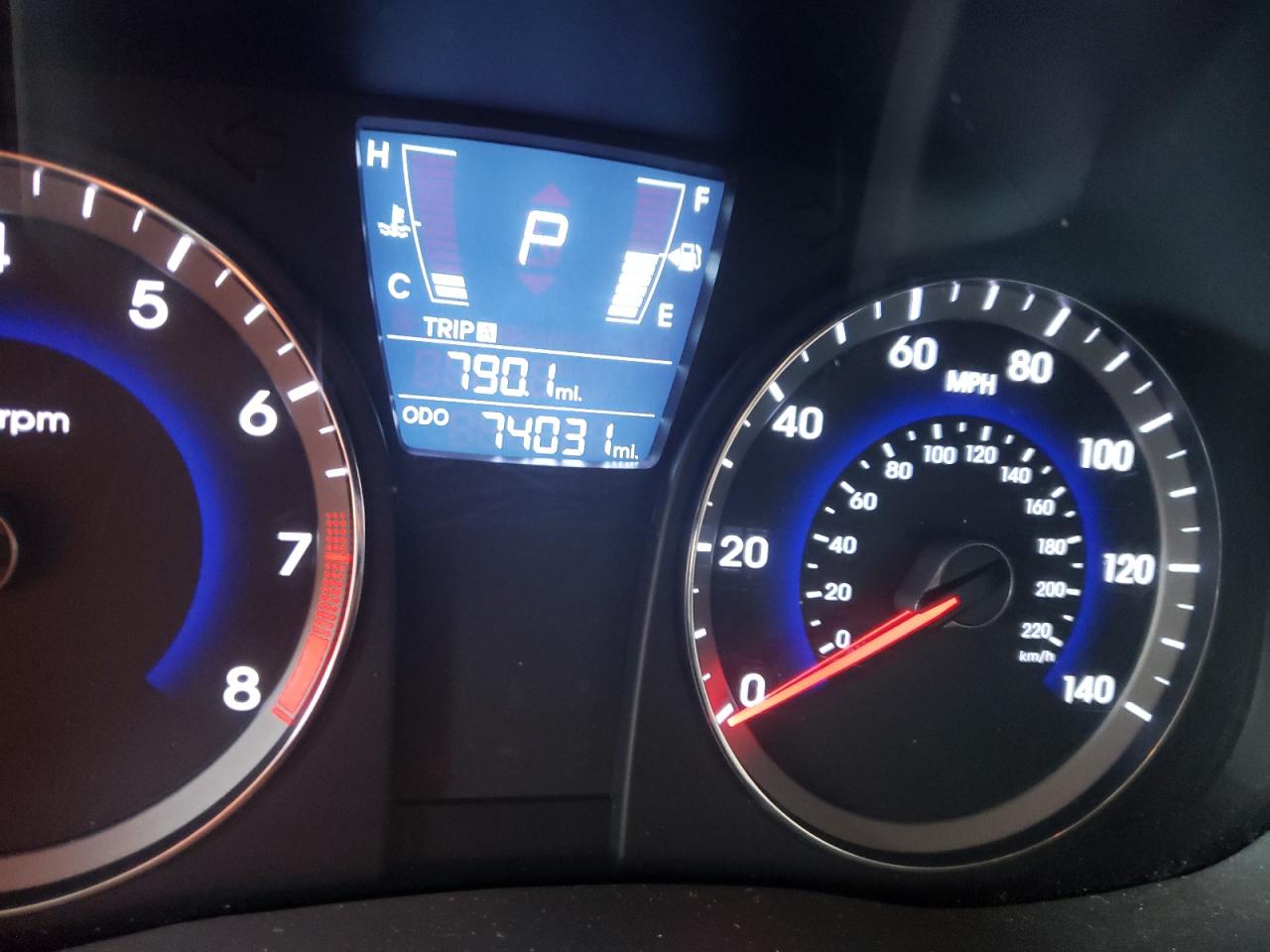 Photo 8 from auction – 2013 HYUNDAI ACCENT GLS with VIN KMHCT4AE2DU400304
