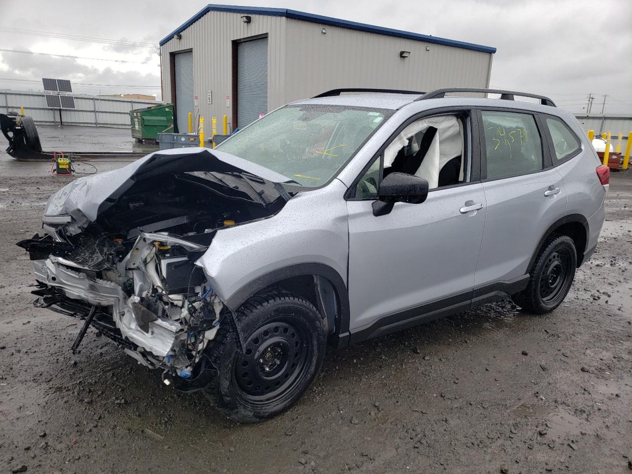 Photo 2 from auction – 2019 SUBARU FORESTER with VIN JF2SKACC5KH508128