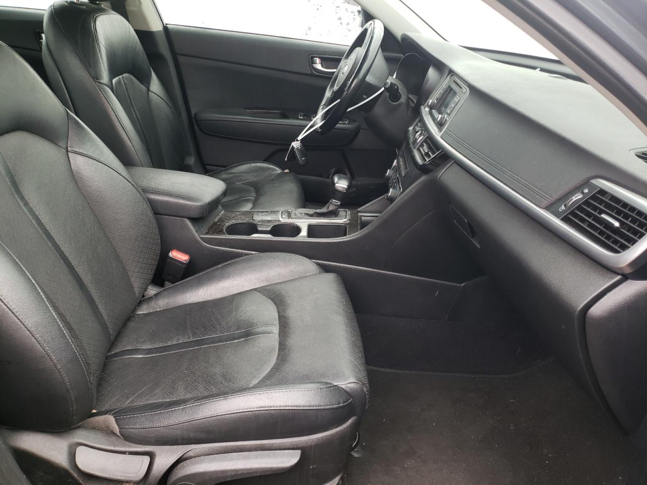 Photo 5 from auction – 2016 KIA OPTIMA EX with VIN 5XXGU4L31GG092566
