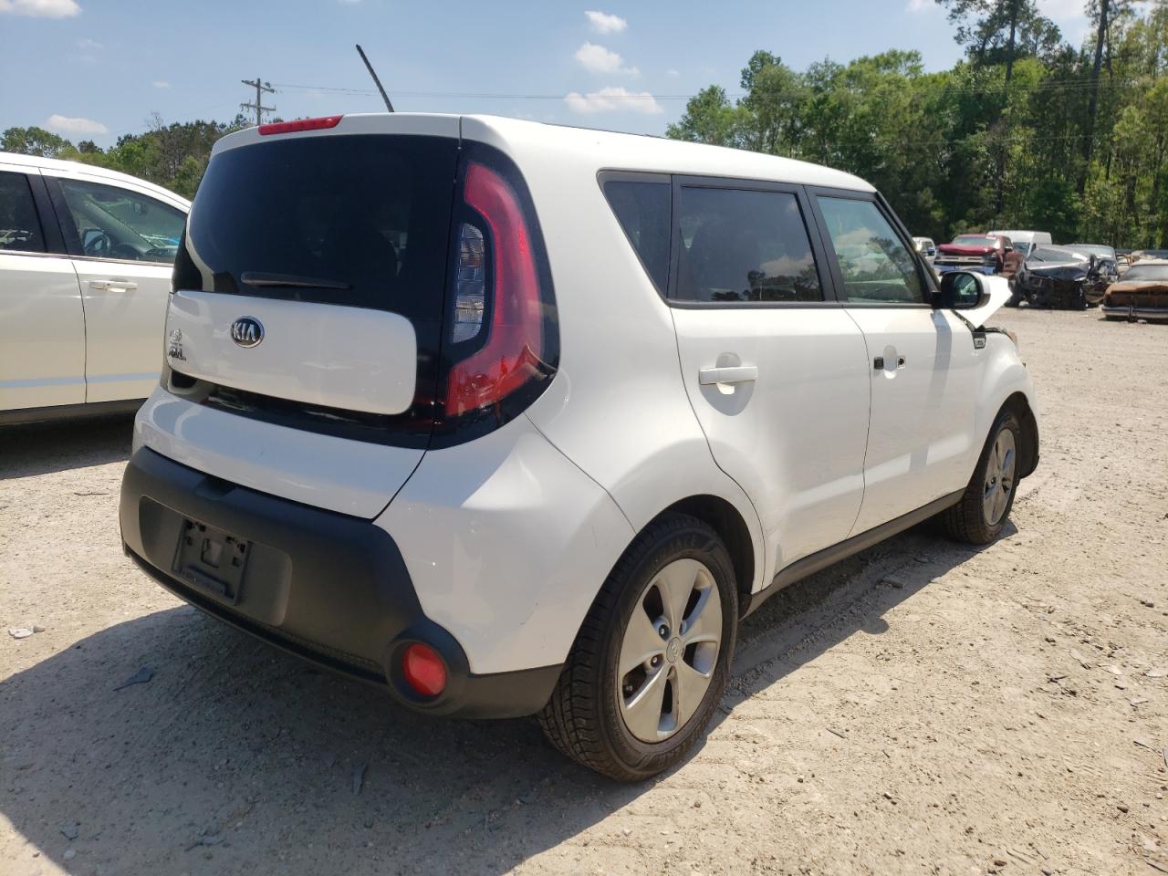Photo 4 from auction – 2016 KIA SOUL with VIN KNDJN2A28G7396097