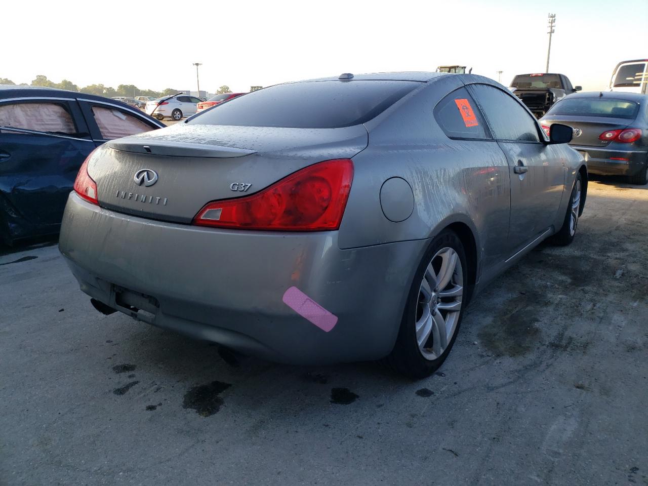 Photo 4 from auction – 2009 INFINITI G37 BASE with VIN JNKCV64E69M606947