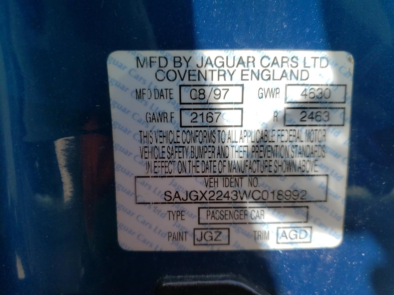 Photo 10 from auction – 1998 JAGUAR XK8 with VIN SAJGX2243WC018992
