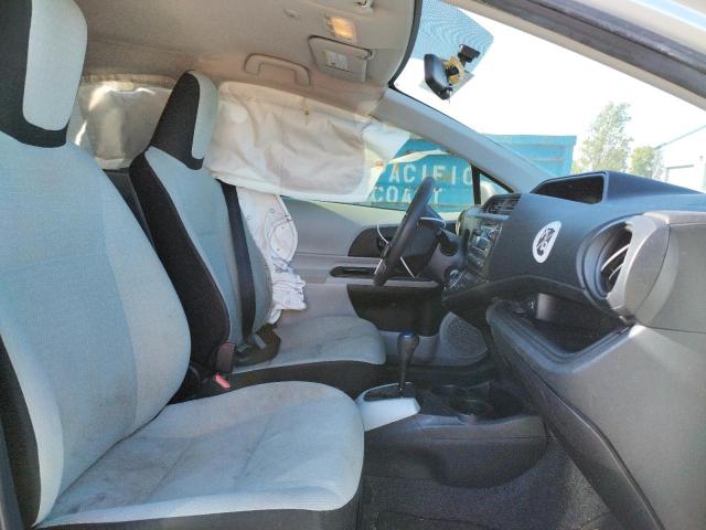 Photo 5 from auction – 2014 TOYOTA PRIUS C with VIN JTDKDTB33E1064380