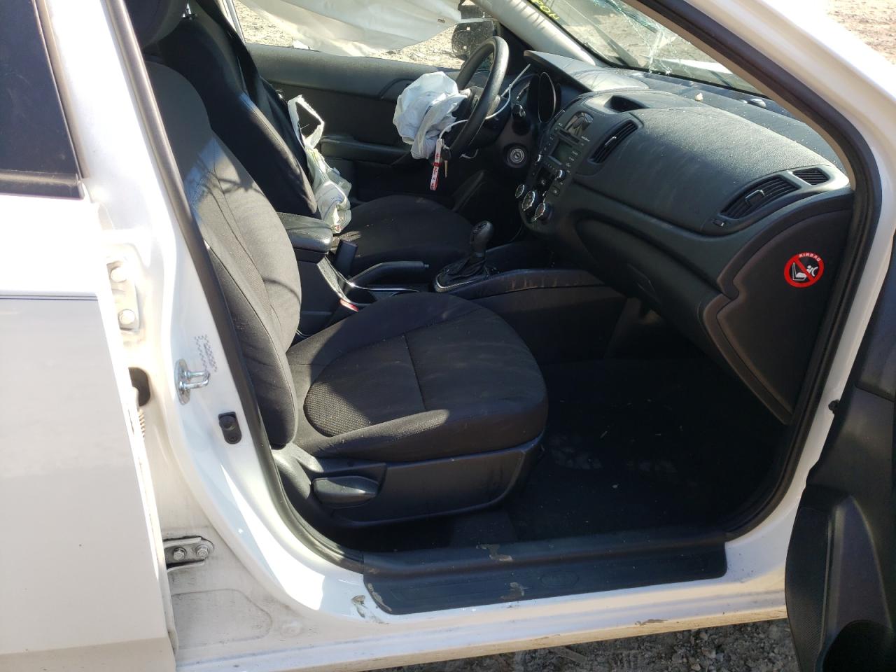 Photo 5 from auction – 2012 KIA FORTE EX with VIN KNAFU4A23C5556071