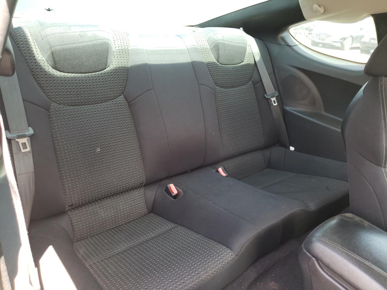 Photo 6 from auction – 2011 HYUNDAI GENESIS CO with VIN KMHHT6KD0BU056783