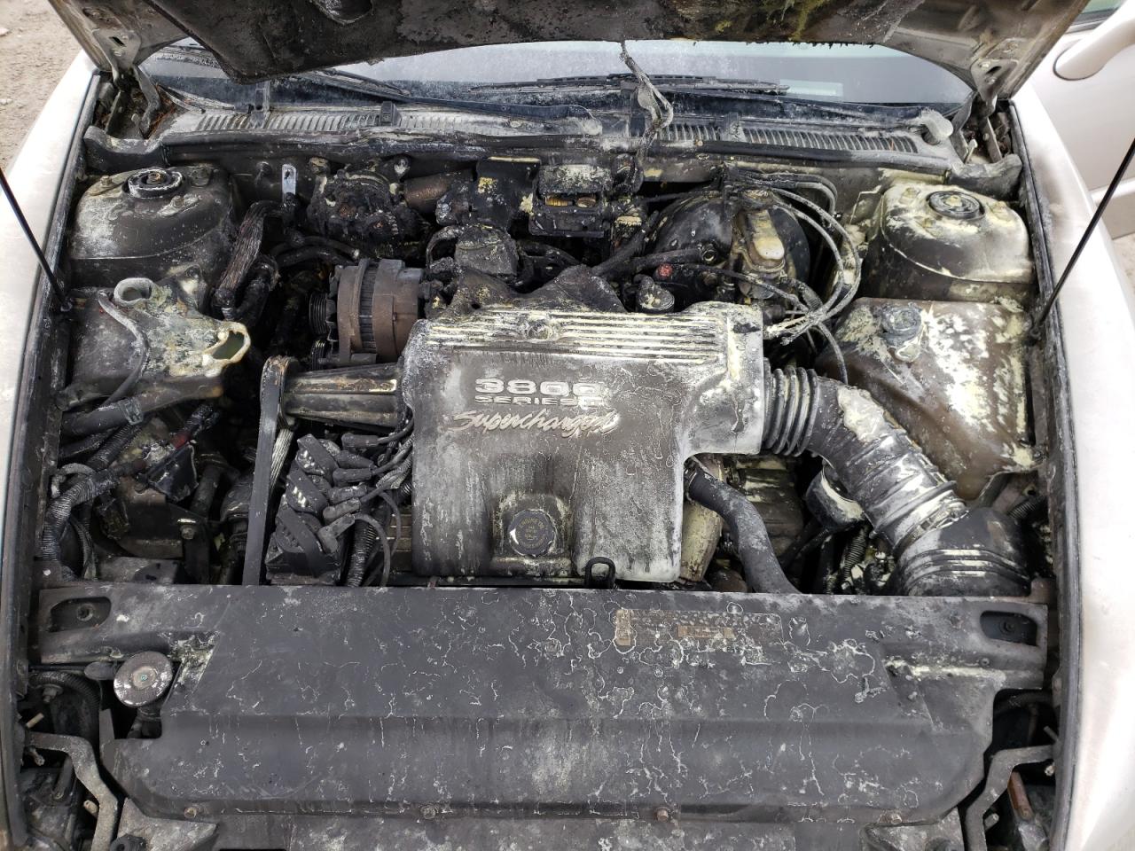 Photo 7 from auction – 1996 BUICK RIVIERA with VIN 1G4GD2215T4702084