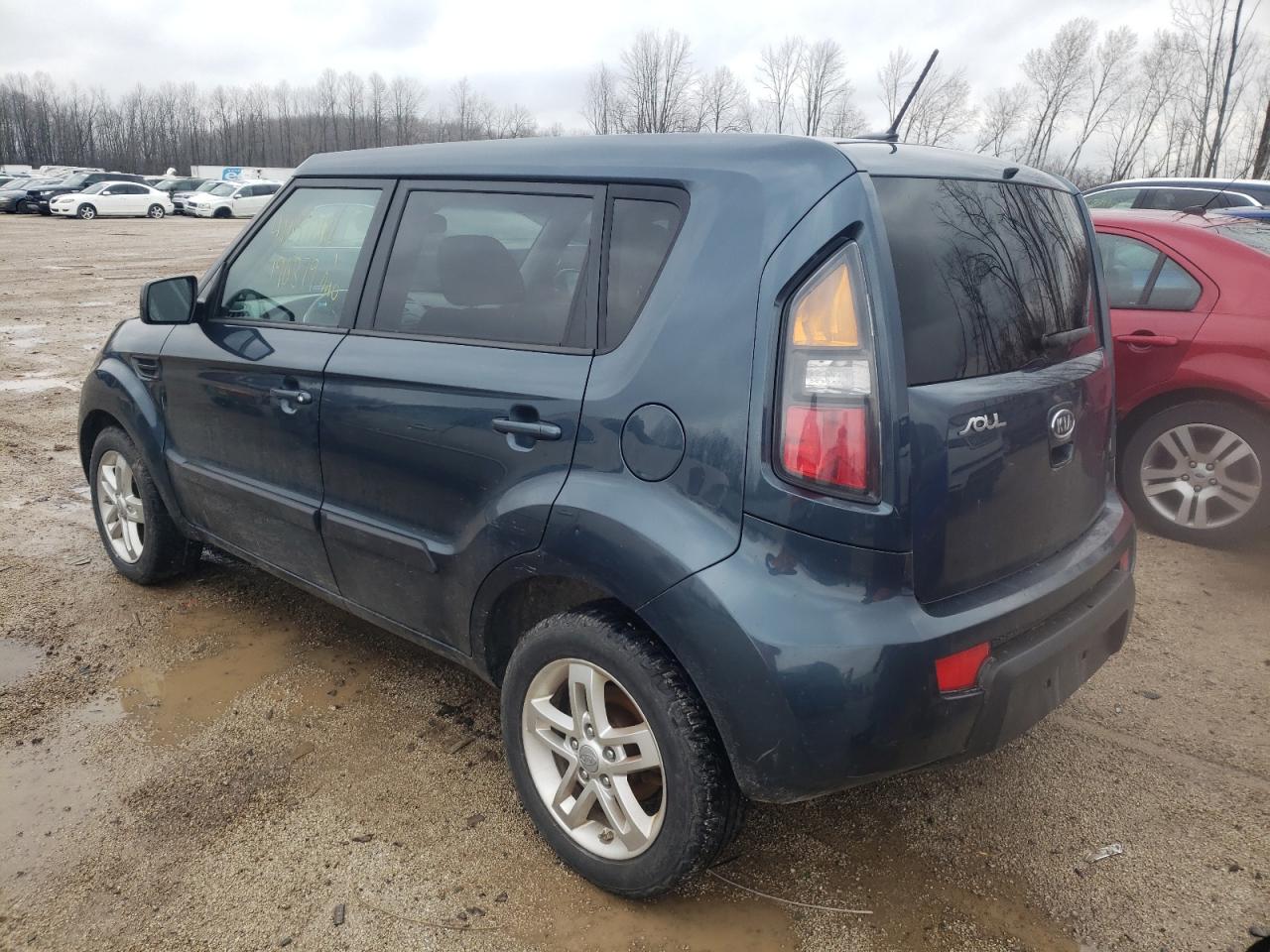 Photo 3 from auction – 2011 KIA SOUL + with VIN KNDJT2A23B7247093