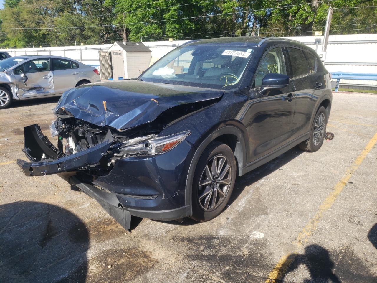 Photo 2 from auction – 2018 MAZDA CX-5 GRAND with VIN JM3KFADM7J1401963