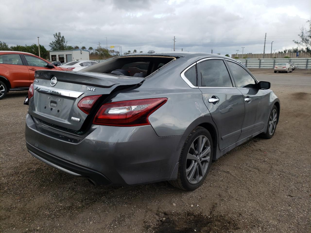 Photo 4 from auction – 2018 NISSAN ALTIMA 2.5 with VIN 1N4AL3AP4JC272730