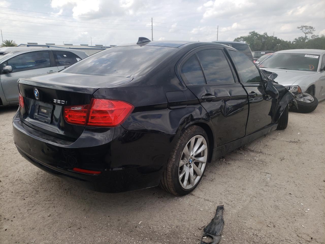 Photo 4 from auction – 2015 BMW 320 I with VIN WBA3B1G50FNT63695