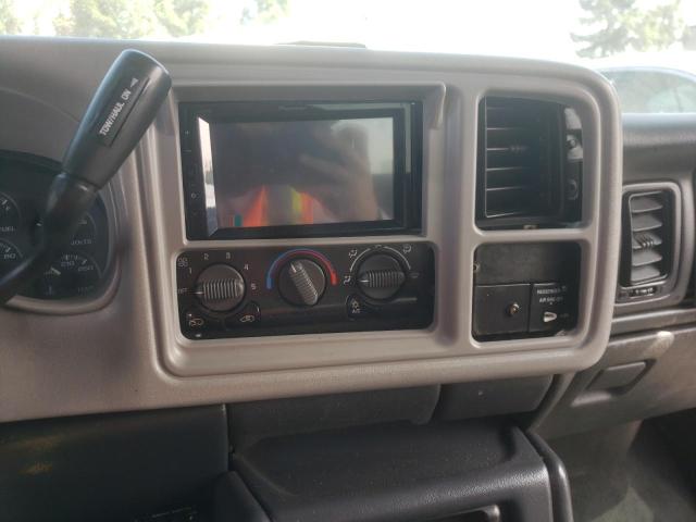 Photo 9 from auction – 2002 CHEVROLET SILVERADO with VIN 2GCEC19V121208414