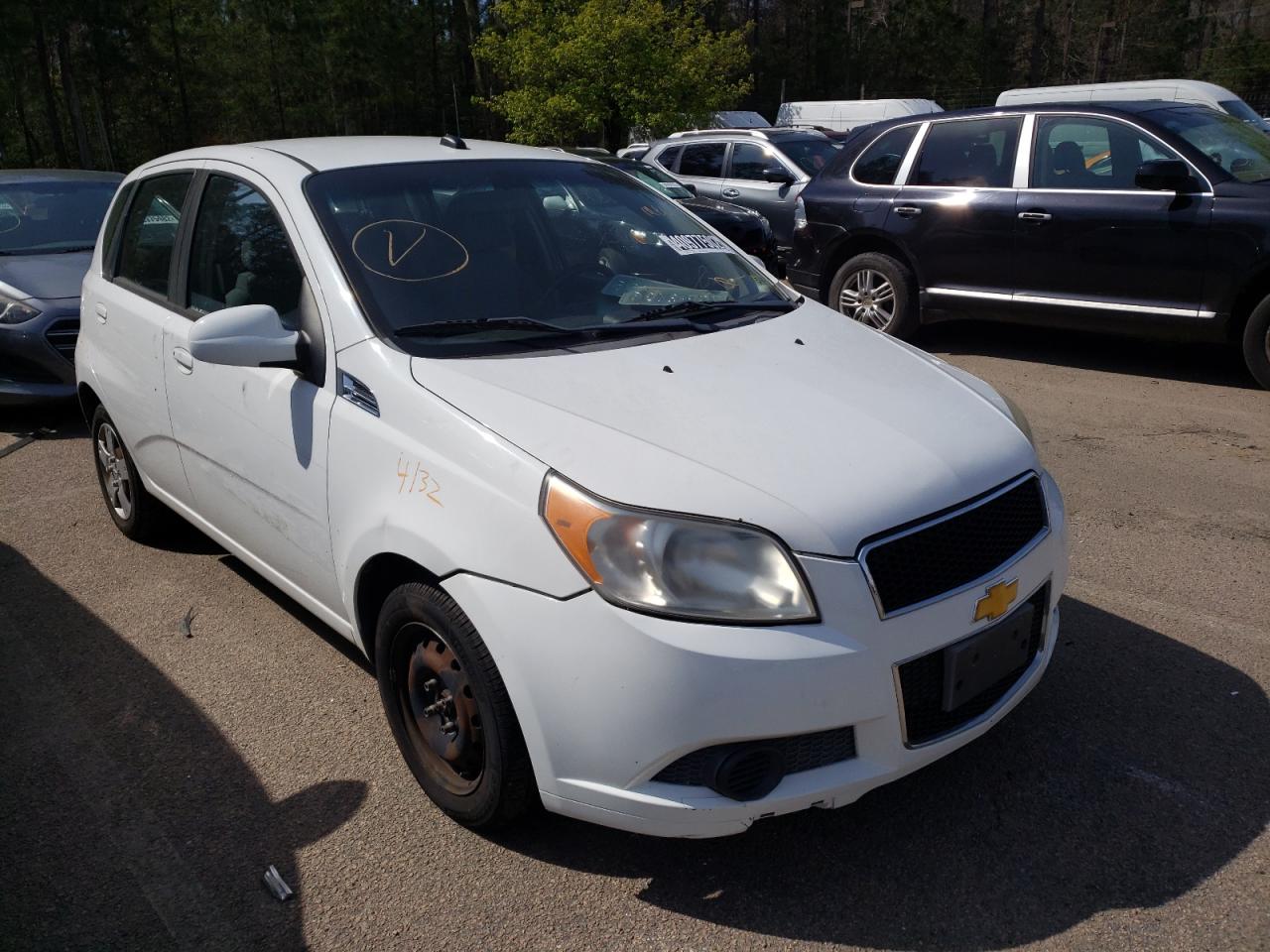 CHEVROLET AVEO LS 2011 with VIN KL1TD6DE1BB149462 - Photo from auction