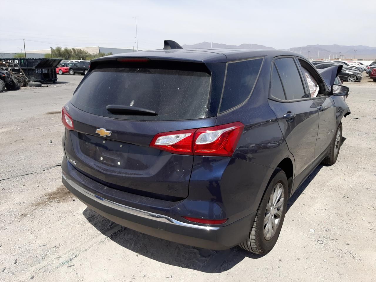 Photo 4 from auction – 2018 CHEVROLET EQUINOX LS with VIN 3GNAXHEV6JS607914