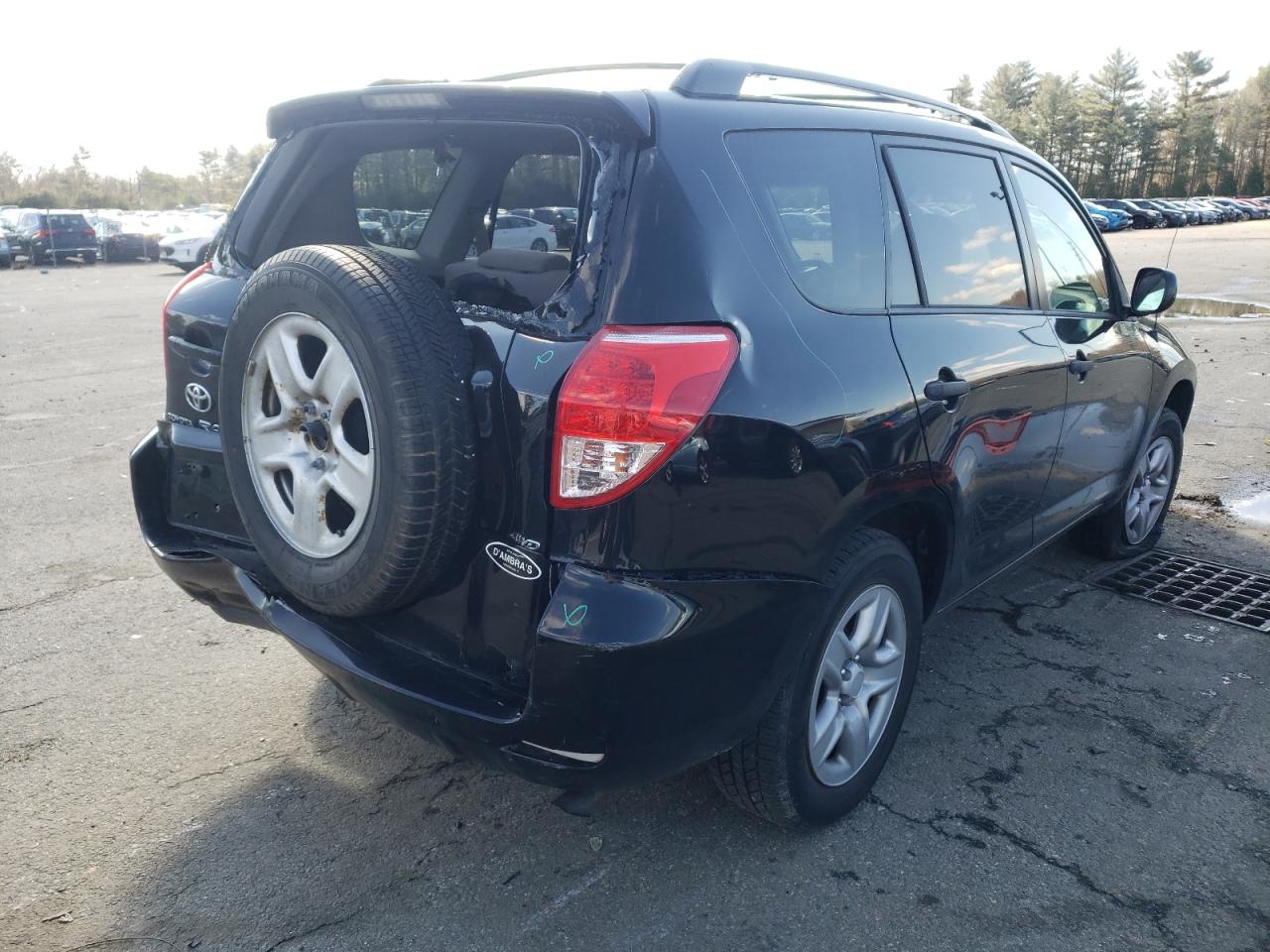 Photo 4 from auction – 2006 TOYOTA RAV4 with VIN JTMBD33V765012924