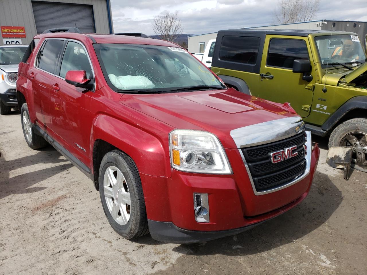 GMC TERRAIN SL 2014 with VIN 2GKFLWEK2E6368648 - Photo from auction