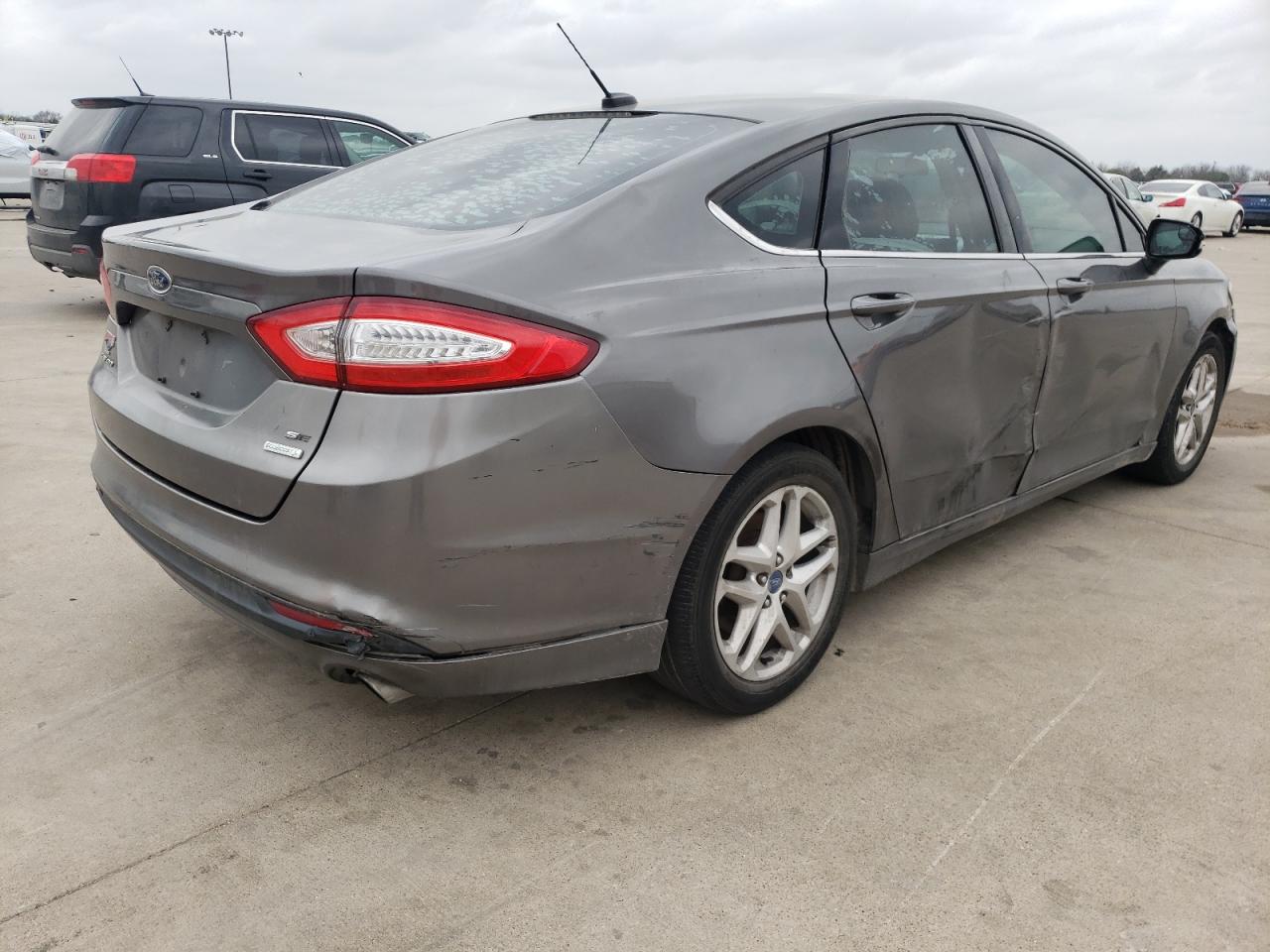 Photo 4 from auction – 2015 FORD FUSION SE with VIN 3FA6P0HR1DR194011
