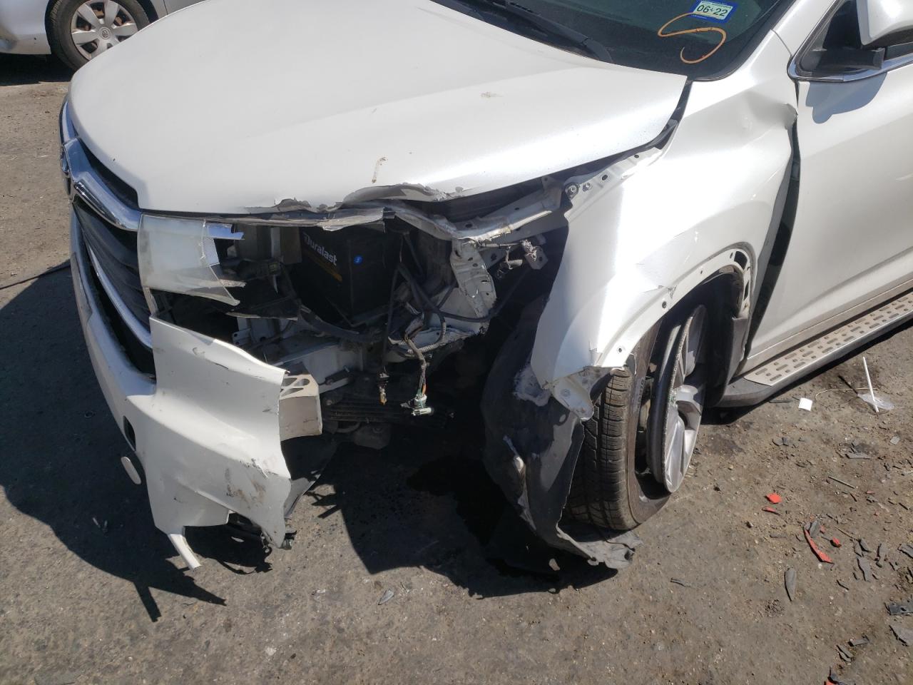 Photo 9 from auction – 2014 TOYOTA HIGHLANDER with VIN 5TDKKRFH0ES031404