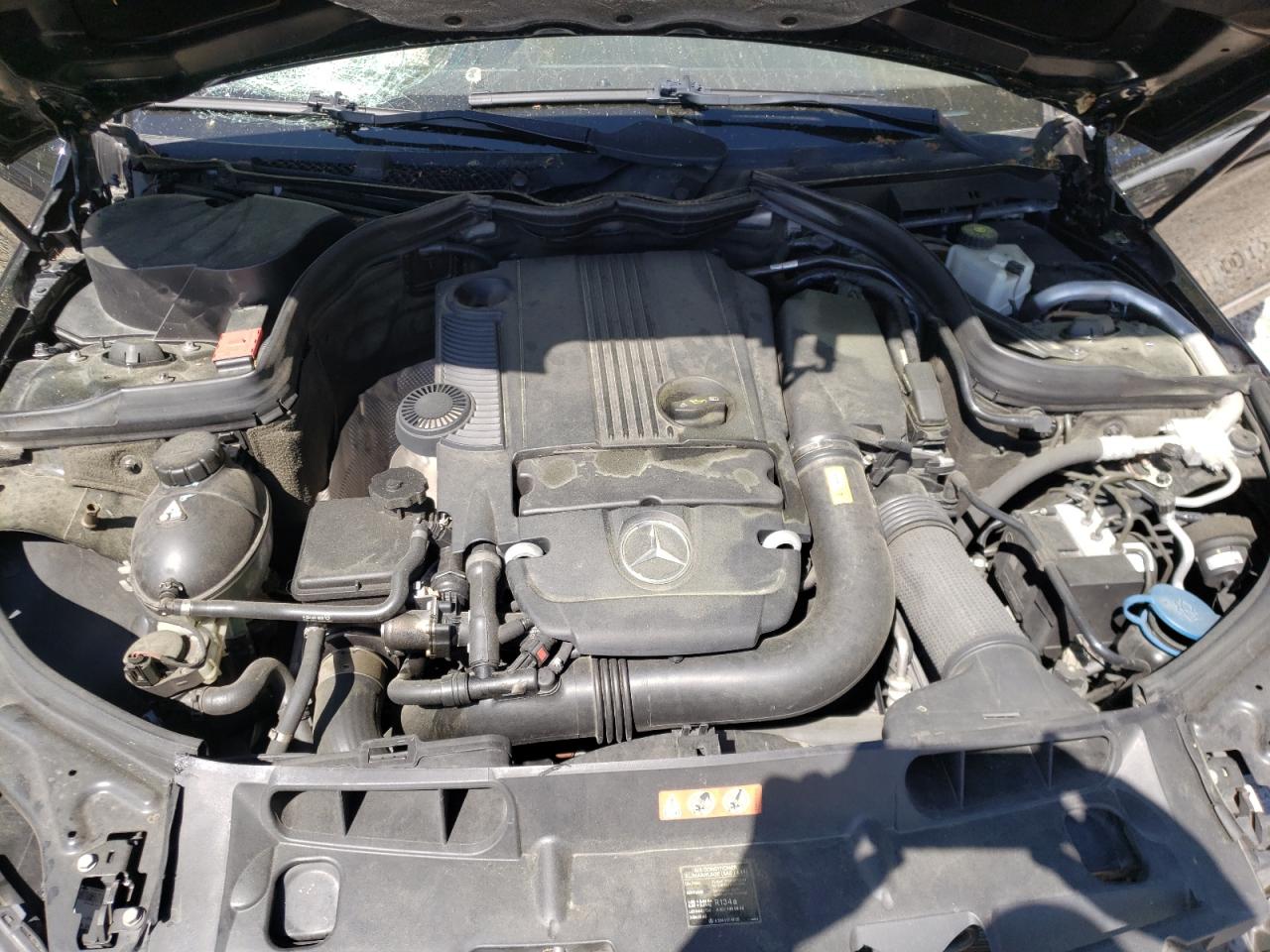 Photo 7 from auction – 2012 MERCEDES-BENZ C 250 with VIN WDDGF4HB3CA602549