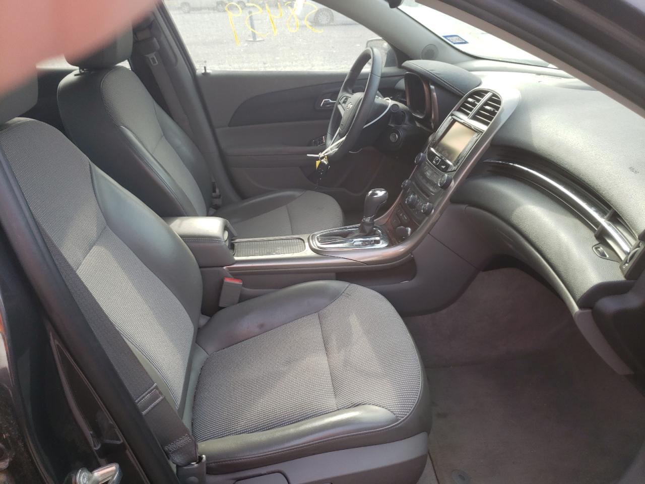 Photo 5 from auction – 2013 CHEVROLET MALIBU 1LT with VIN 1G11D5SR1DF130575