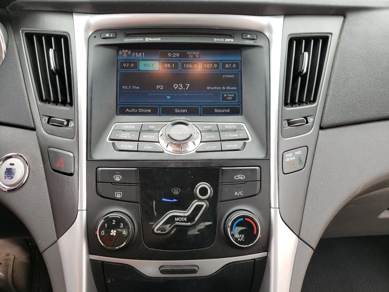 Photo 9 from auction – 2011 HYUNDAI SONATA SE with VIN 5NPEC4AC4BH281299