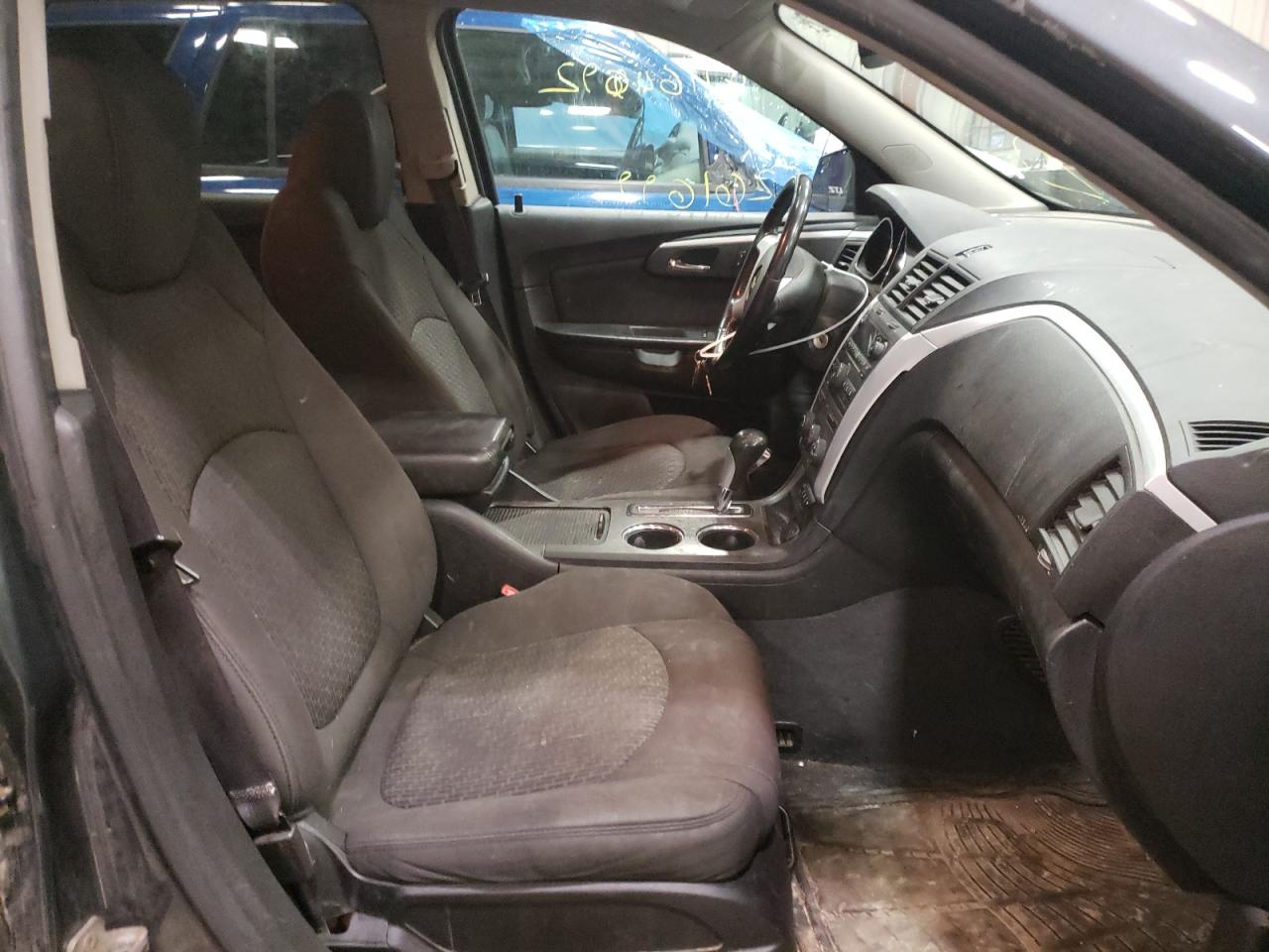 Photo 5 from auction – 2010 CHEVROLET TRAVERSE L with VIN 1GNLVFED5AJ241925