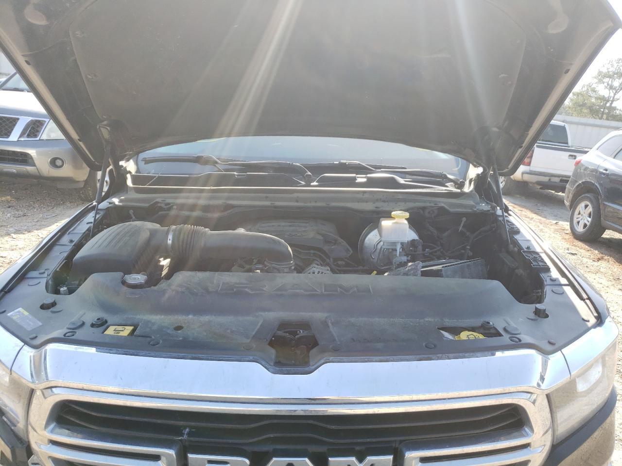 Photo 7 from auction – 2019 RAM 1500 BIG H with VIN 1C6SRFFT3KN699334