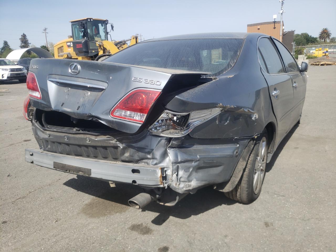 Photo 4 from auction – 2005 LEXUS ES 330 with VIN JTHBA30G555115030