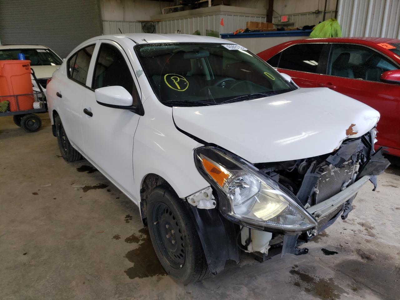 NISSAN VERSA S 2018 with VIN 3N1CN7AP2JL809297 - Photo from auction