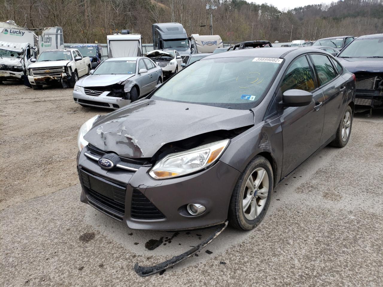 Photo 2 from auction – 2012 FORD FOCUS SE with VIN 1FAHP3F25CL414599