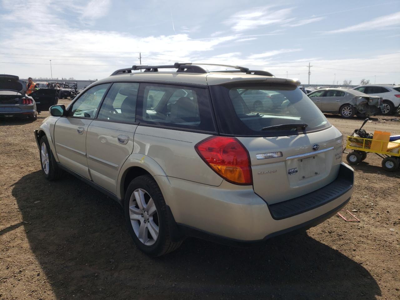 Photo 3 from auction – 2005 SUBARU LEGACY OUT with VIN 4S4BP67C654351160