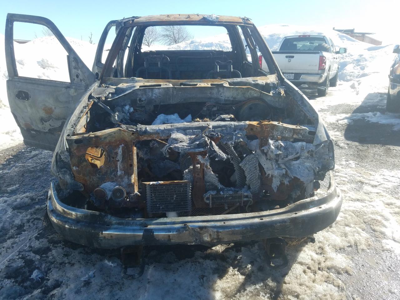 Photo 9 from auction – 2002 FORD F150 SUPER with VIN 1FTRW08L22KD68885