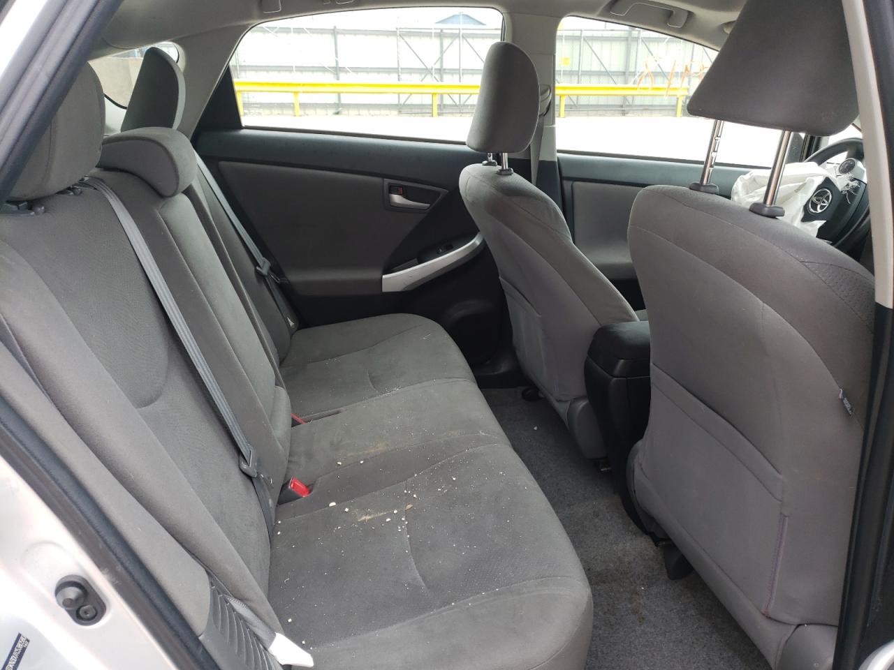 Photo 6 from auction – 2012 TOYOTA PRIUS with VIN JTDKN3DU1C5380580