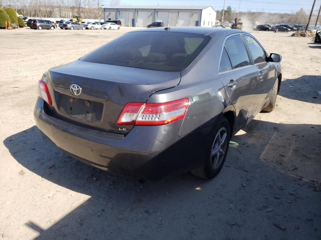 Foto 4 de la subasta – 2011 TOYOTA CAMRY BASE con VIN 4T1BF3EK2BU190653