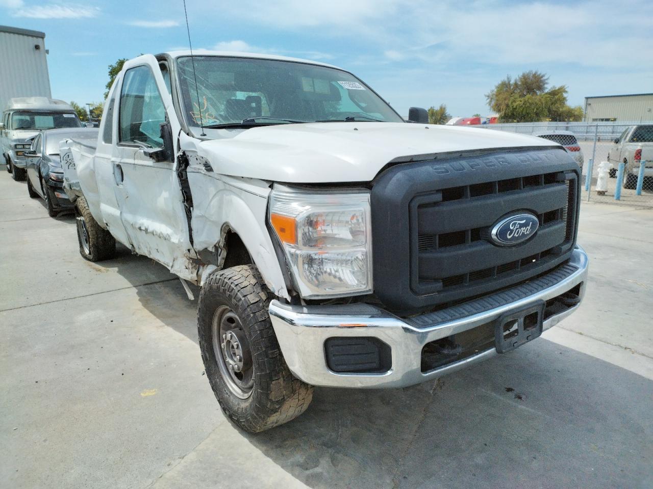 FORD F250 SUPER 2015 with VIN 1FT7X2B64FEA51990 - Photo from auction