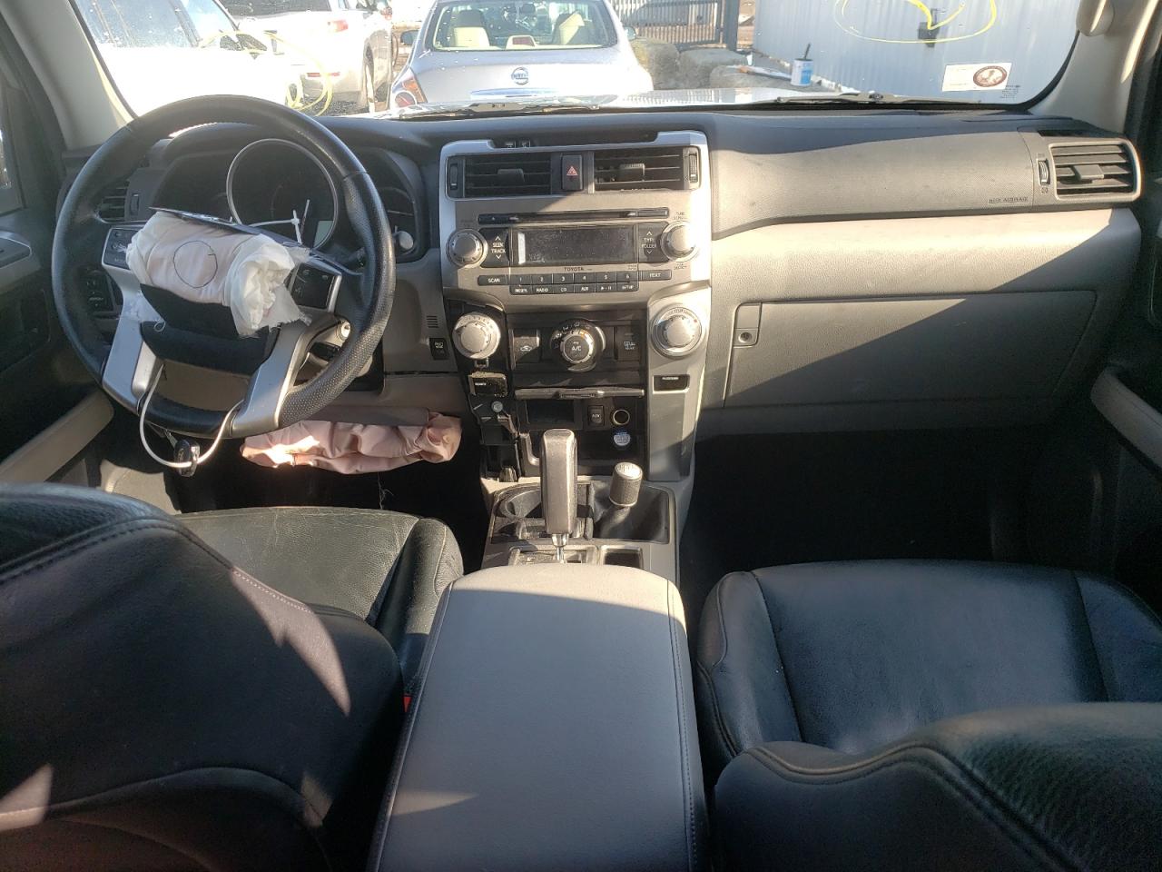 Photo 9 from auction – 2010 TOYOTA 4RUNNER SR with VIN JTEBU5JR3A5010786