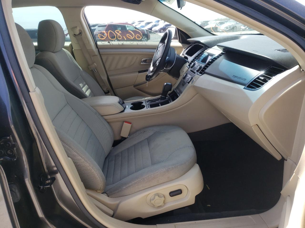Foto 5 de la subasta – 2017 FORD TAURUS SE con VIN 1FAHP2D80HG122215