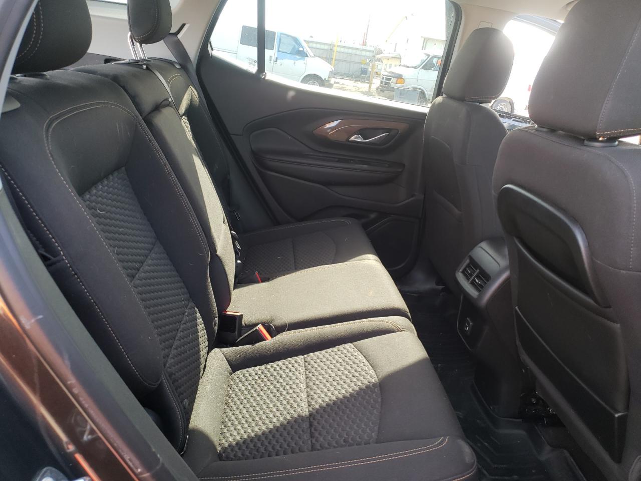 Photo 6 from auction – 2018 GMC TERRAIN SL with VIN 3GKALTEV4JL397027