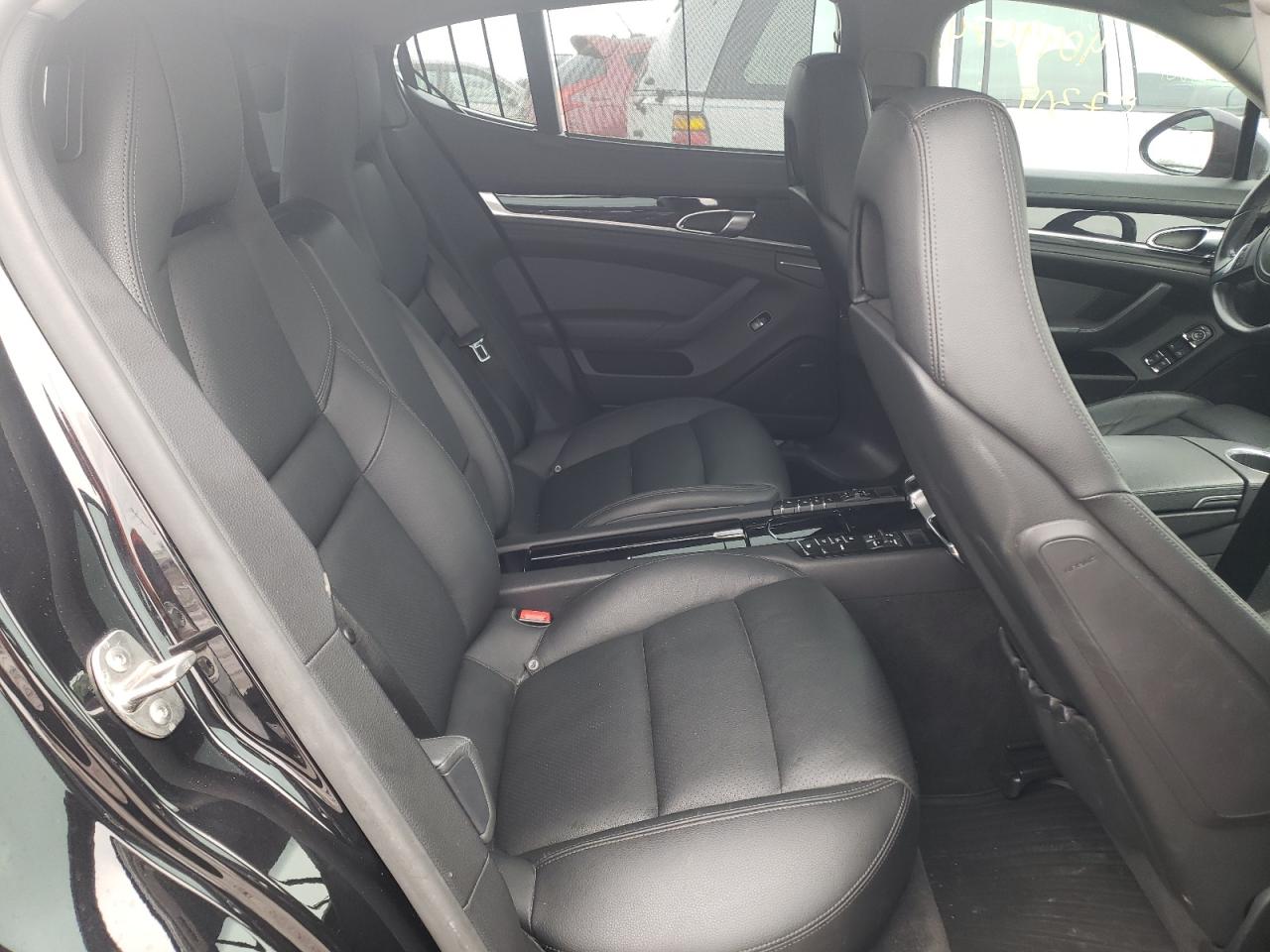Photo 6 from auction – 2012 PORSCHE PANAMERA 2 with VIN WP0AA2A76CL070002